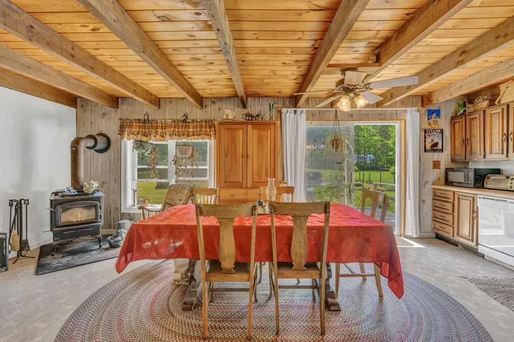 166 Jackman Road Rockwood T1 R1 Nbkp ME 04478