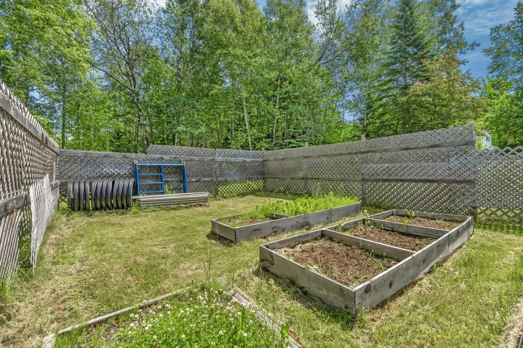 166 Jackman Road Rockwood T1 R1 Nbkp ME 04478