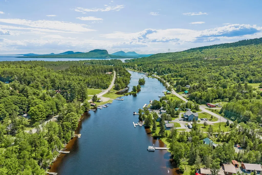 166 Jackman Road Rockwood T1 R1 Nbkp ME 04478