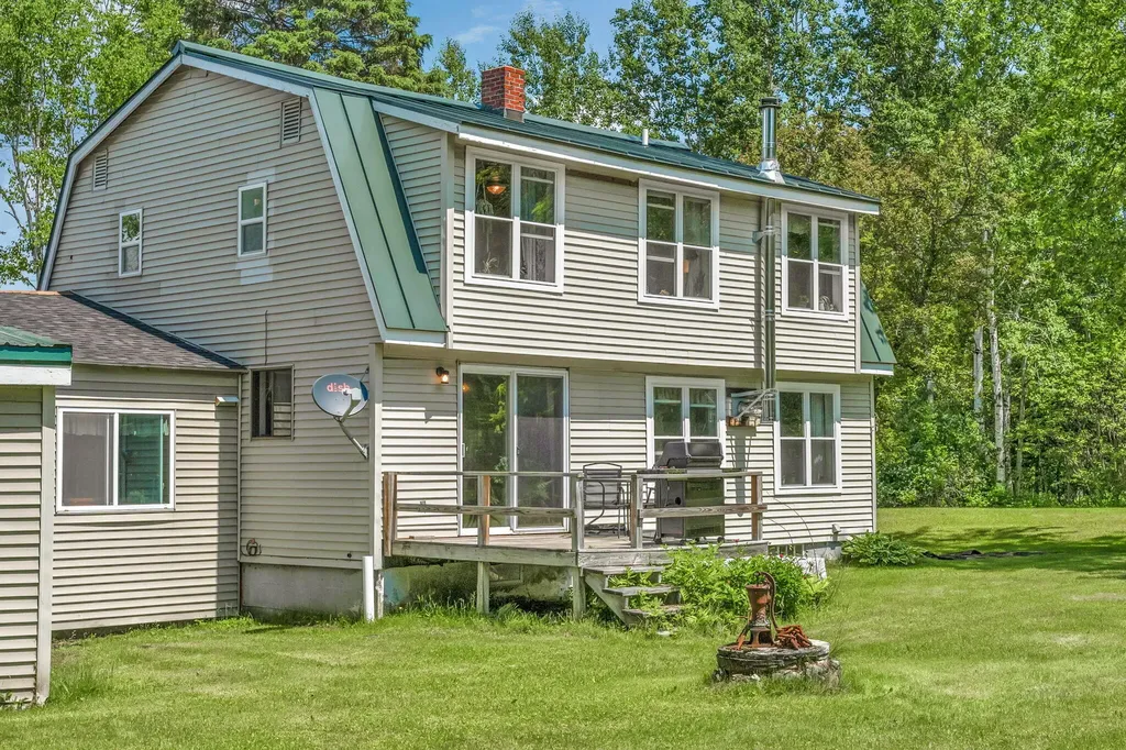 166 Jackman Road Rockwood T1 R1 Nbkp ME 04478