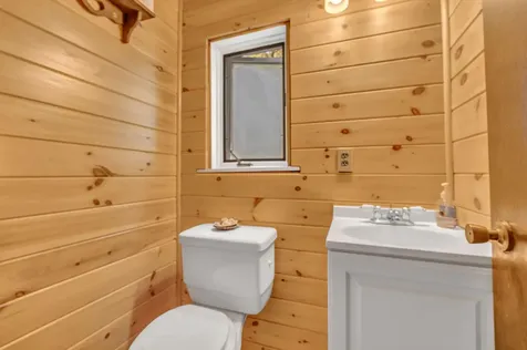 166 Jackman Road Rockwood T1 R1 Nbkp ME 04478