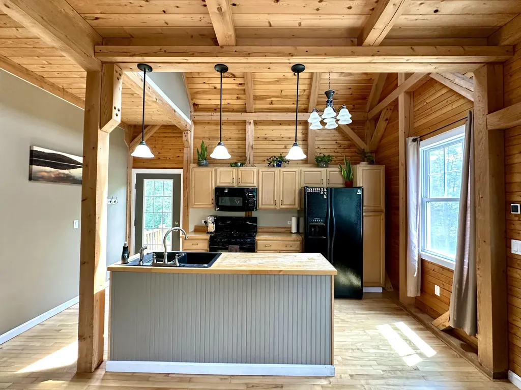 52 Greystone Lane Brunswick ME 04011