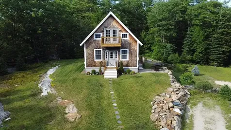 52 Greystone Lane Brunswick ME 04011