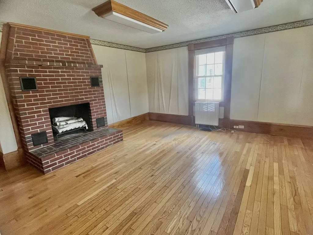 128 Old Airline Road Aurora ME 04408