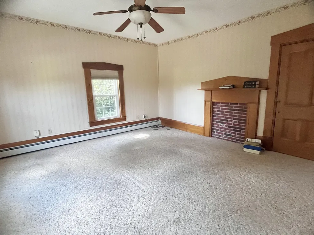 128 Old Airline Road Aurora ME 04408