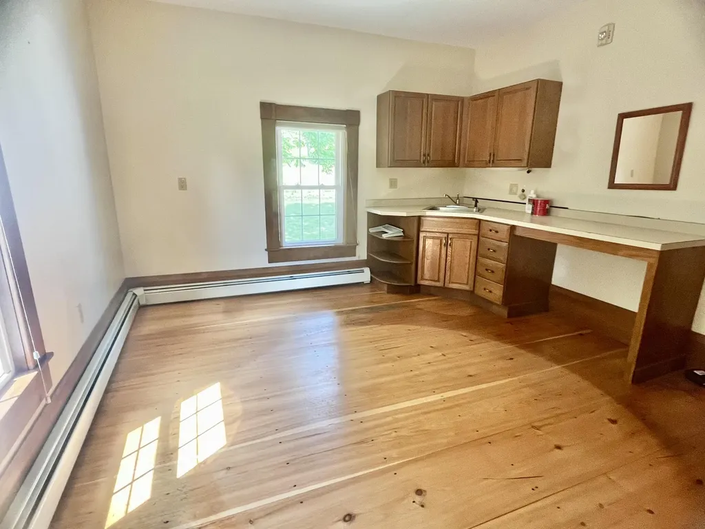 128 Old Airline Road Aurora ME 04408