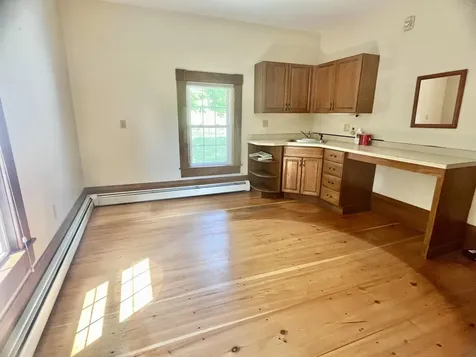 128 Old Airline Road Aurora ME 04408