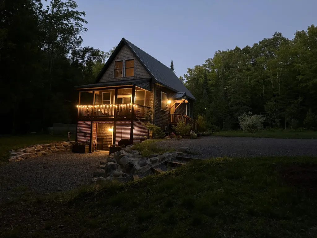 33 Pondview Court Pittsfield ME 04967