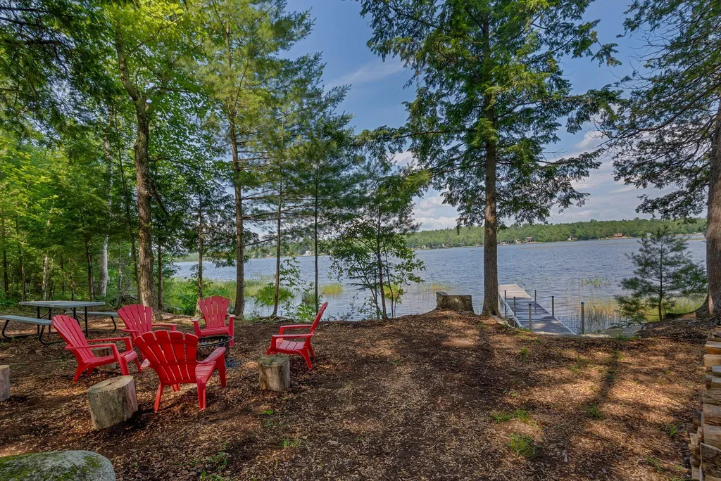 33 Pondview Court Pittsfield ME 04967