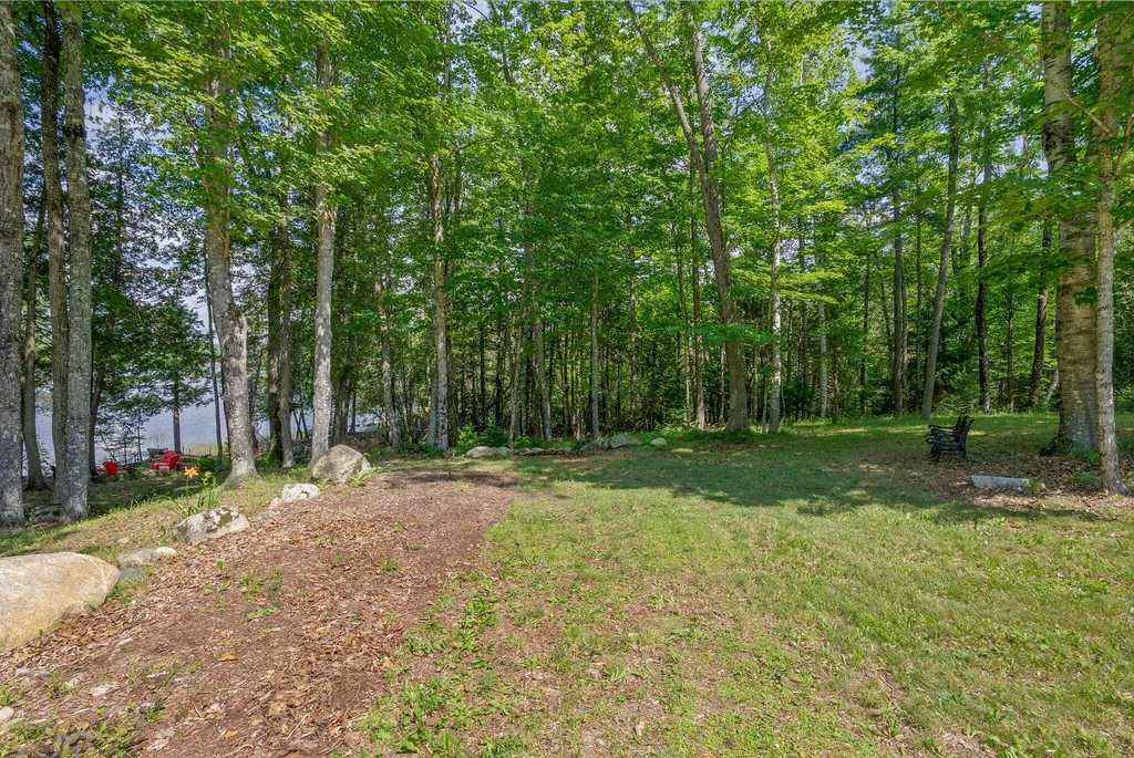 33 Pondview Court Pittsfield ME 04967