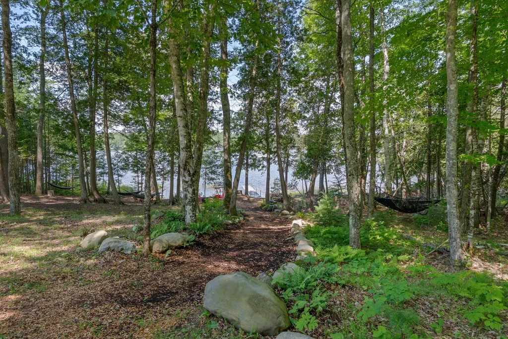 33 Pondview Court Pittsfield ME 04967