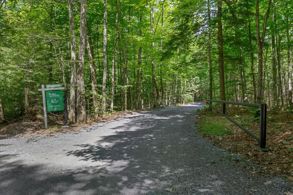 33 Pondview Court Pittsfield ME 04967