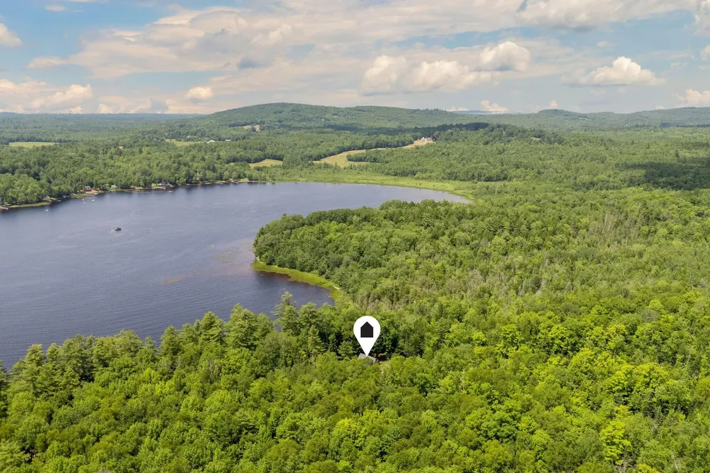 33 Pondview Court Pittsfield ME 04967