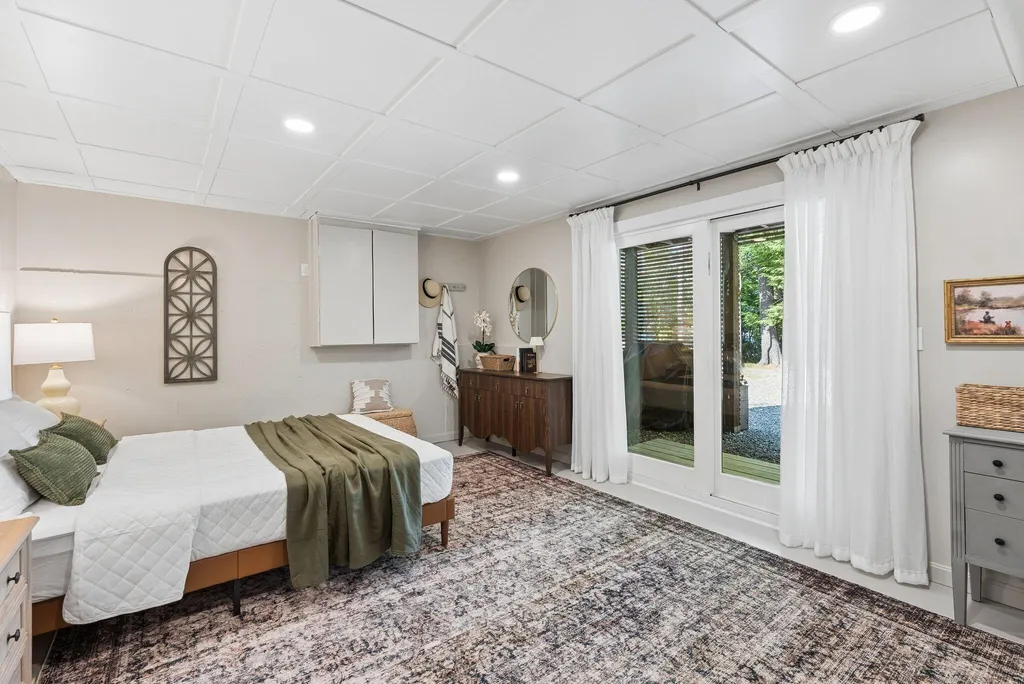 33 Pondview Court Pittsfield ME 04967