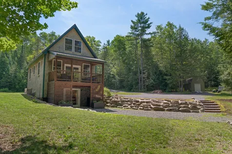 33 Pondview Court Pittsfield ME 04967