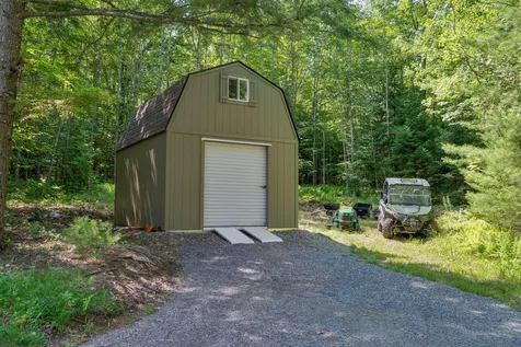 33 Pondview Court Pittsfield ME 04967