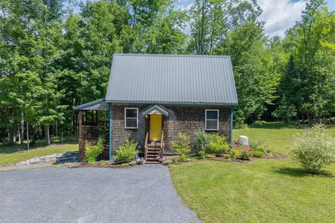33 Pondview Court Pittsfield ME 04967