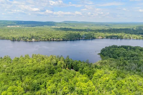 33 Pondview Court Pittsfield ME 04967