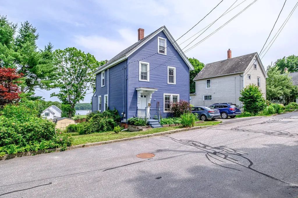 379 Middle Street Bath ME 04530