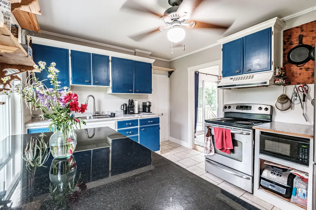 379 Middle Street Bath ME 04530