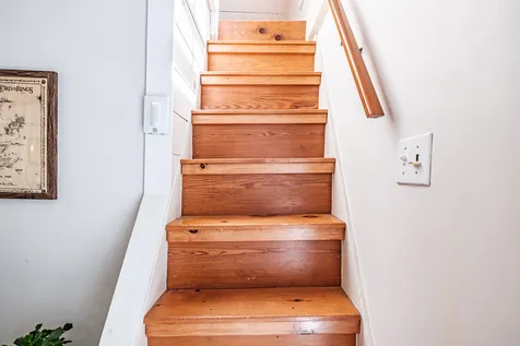379 Middle Street Bath ME 04530