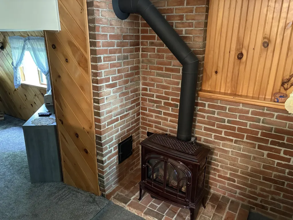 332 West Street Rockport ME 04856