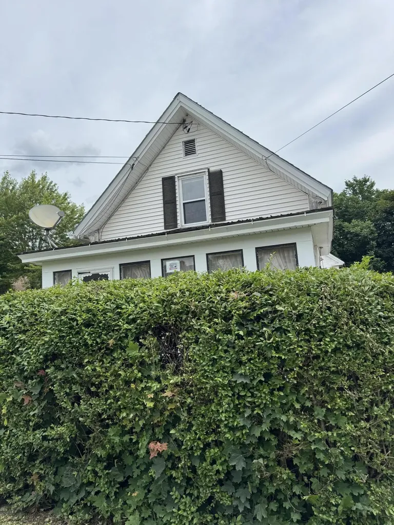 63 Washington Street Augusta ME 04330