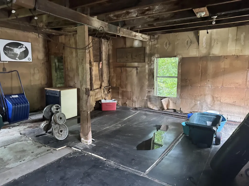 63 Washington Street Augusta ME 04330