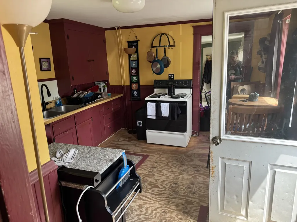 63 Washington Street Augusta ME 04330