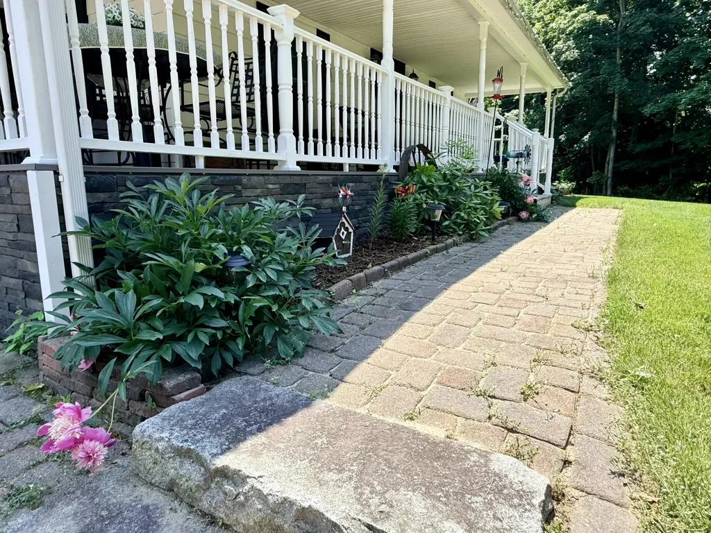 269 Main Street Lincoln ME 04457