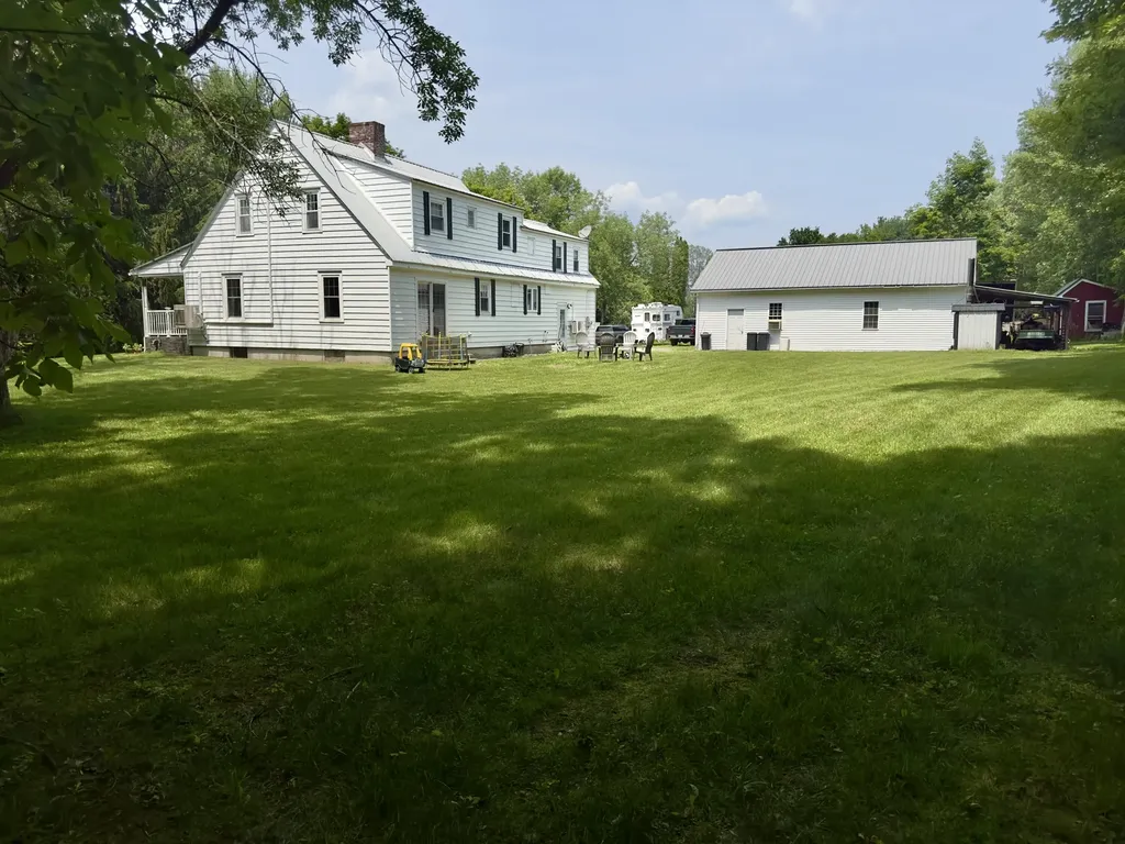 269 Main Street Lincoln ME 04457