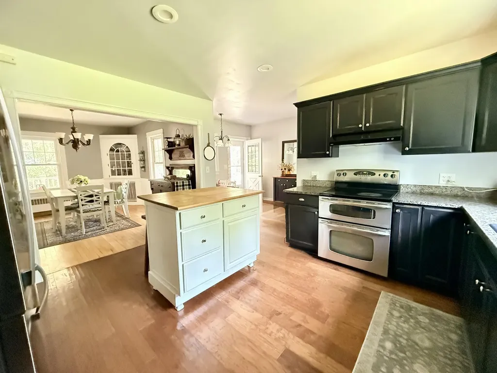 269 Main Street Lincoln ME 04457