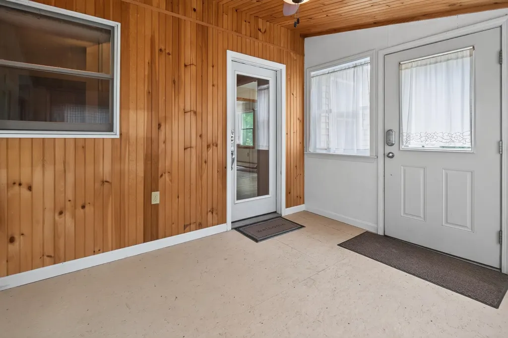 130 Stillwater Avenue Orono ME 04473