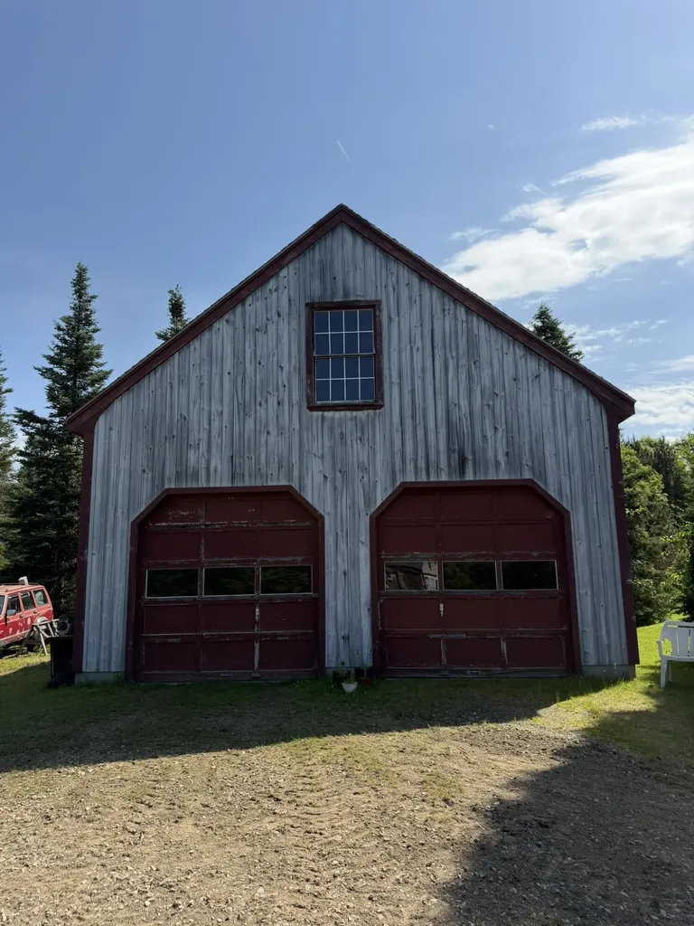 1895 Wagner Bridge Road Waldoboro ME 04572