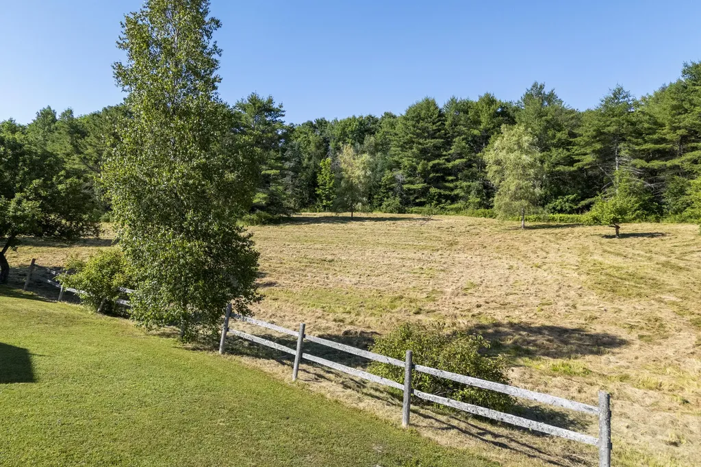 1895 Wagner Bridge Road Waldoboro ME 04572