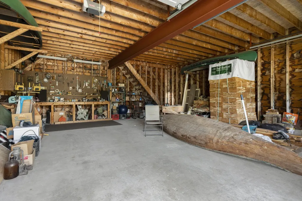 1895 Wagner Bridge Road Waldoboro ME 04572