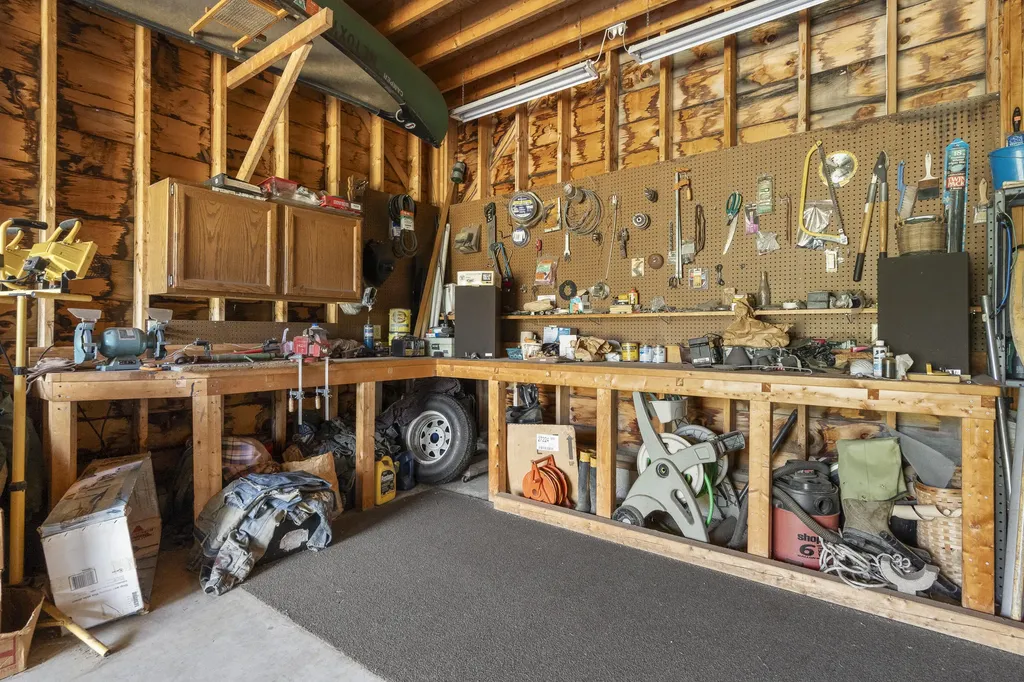 1895 Wagner Bridge Road Waldoboro ME 04572