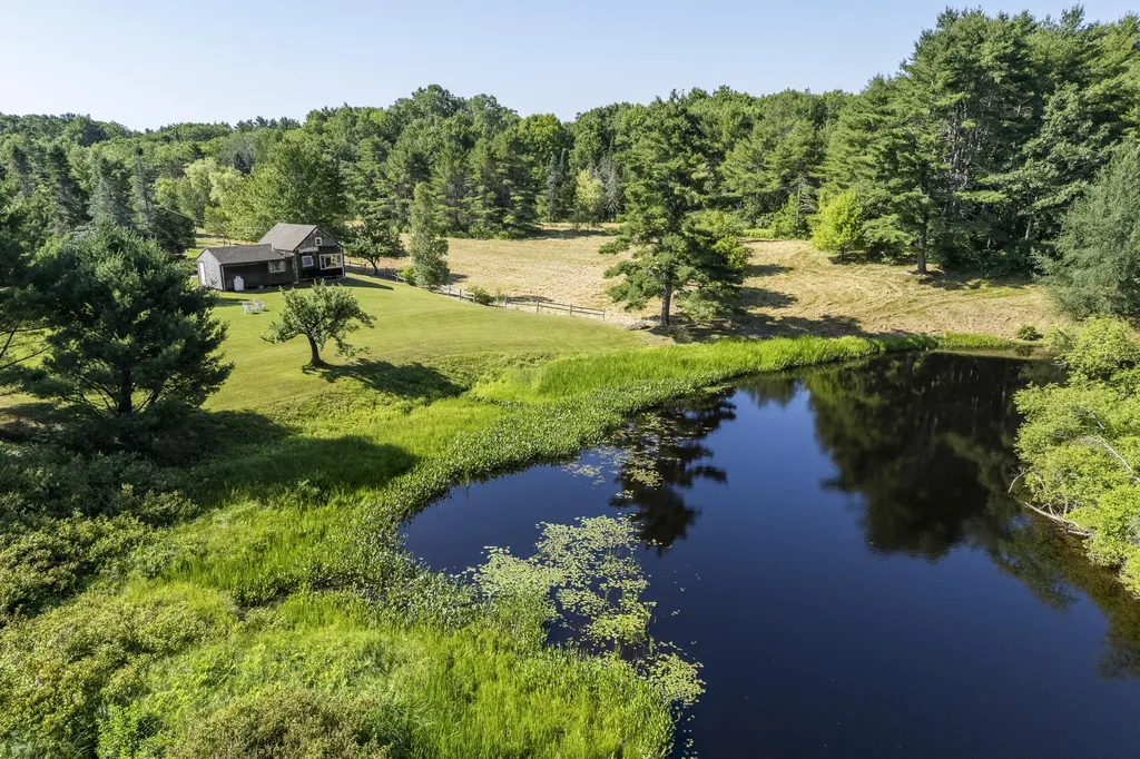 1895 Wagner Bridge Road Waldoboro ME 04572