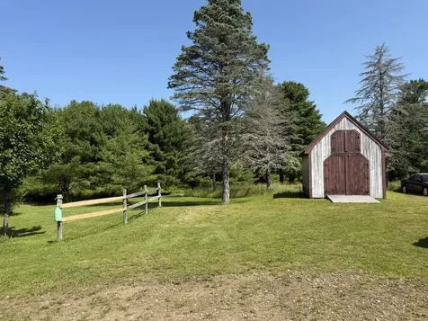 1895 Wagner Bridge Road Waldoboro ME 04572