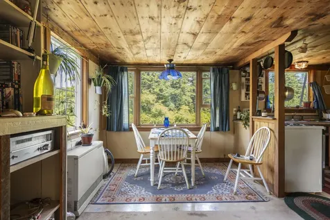 1895 Wagner Bridge Road Waldoboro ME 04572