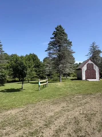 1895 Wagner Bridge Road Waldoboro ME 04572