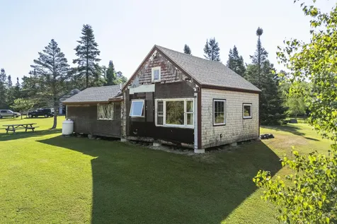1895 Wagner Bridge Road Waldoboro ME 04572