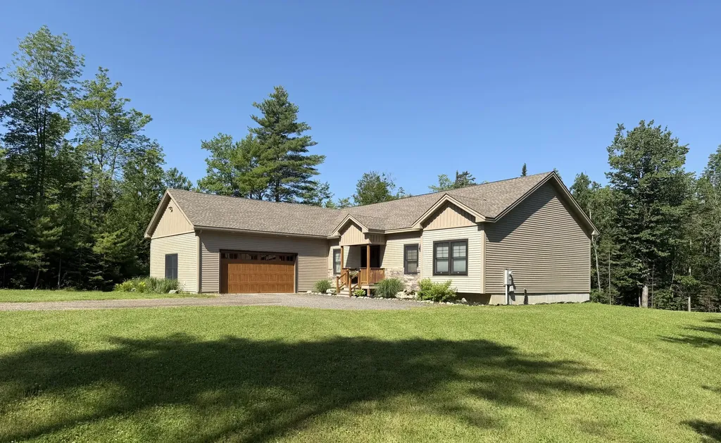 14 Wilsons Woods Road Durham ME 04222
