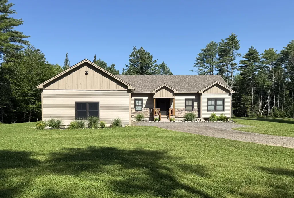 14 Wilsons Woods Road Durham ME 04222