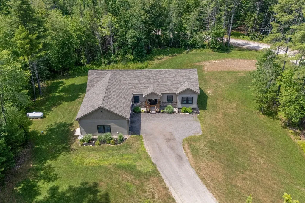 14 Wilsons Woods Road Durham ME 04222