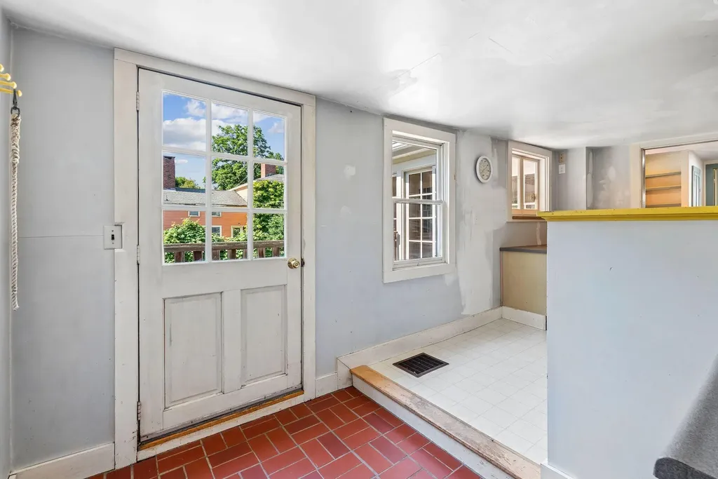 13 Green Street Topsham ME 04086