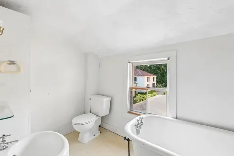 13 Green Street Topsham ME 04086