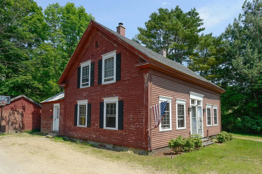 48 Kansas Road Bridgton ME 04009