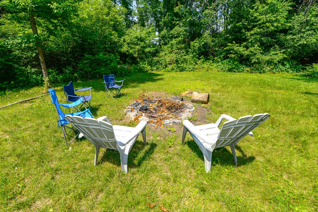 48 Kansas Road Bridgton ME 04009
