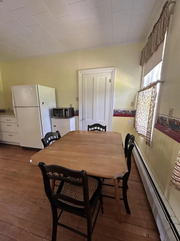 24 Old Route One Waldoboro ME 04572